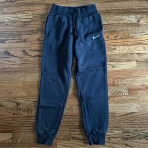 👚 Nike Joggers